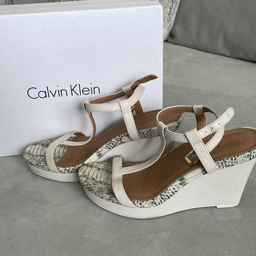 Calvin Klein Cream and Tan Wedges